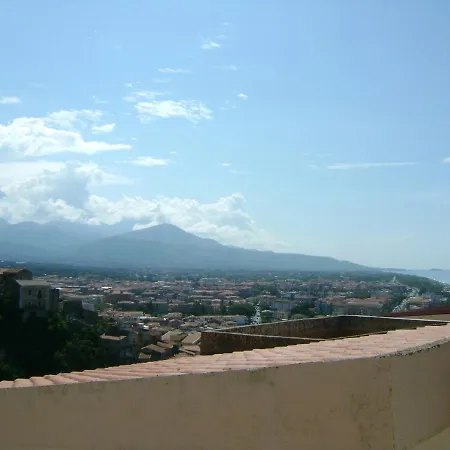 Apartment Panoramico Con Vista Mare E Montagna *
