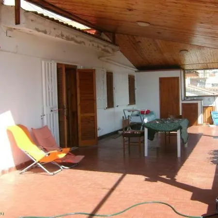 Apartment Panoramico Con Vista Mare E Montagna